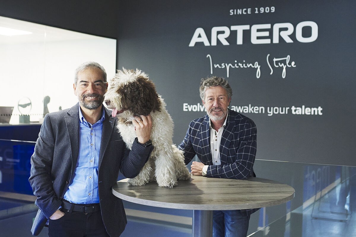 Alex und Edu Artero, vierte Generation der Familie, im Hauptsitz.